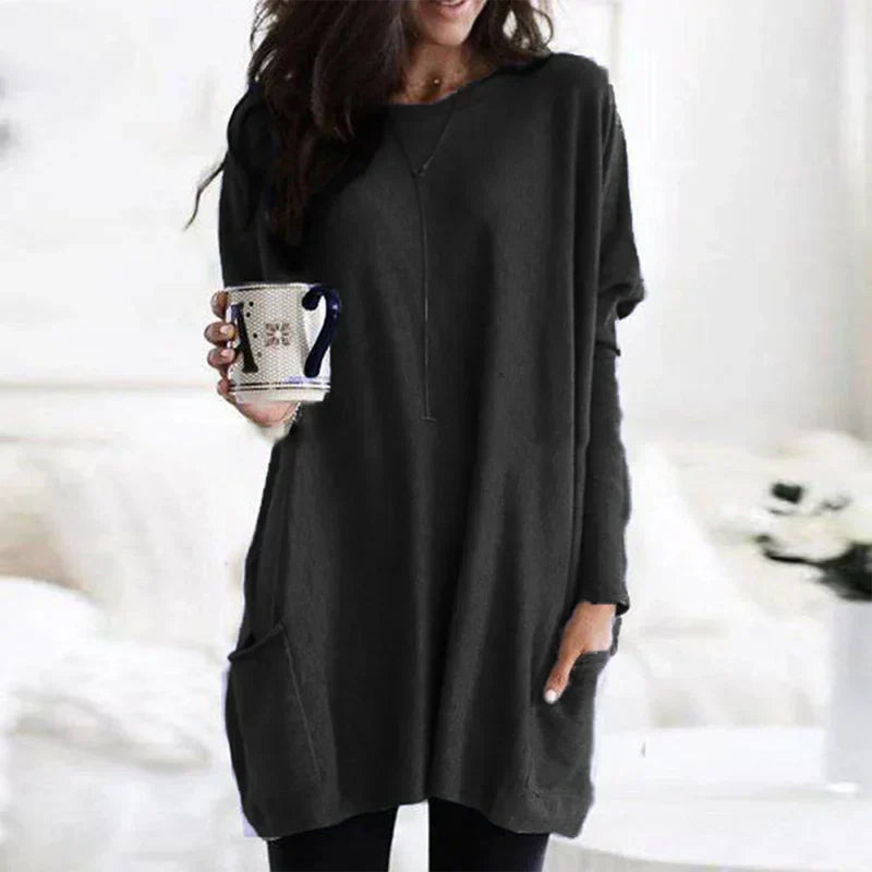 Women's oversized tunic sweater for relaxed comfort
