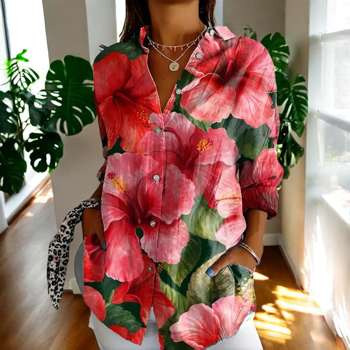 Vintage-Inspired Blouse for Timeless Elegance