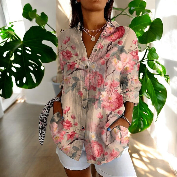 Vintage-Inspired Blouse for Timeless Elegance