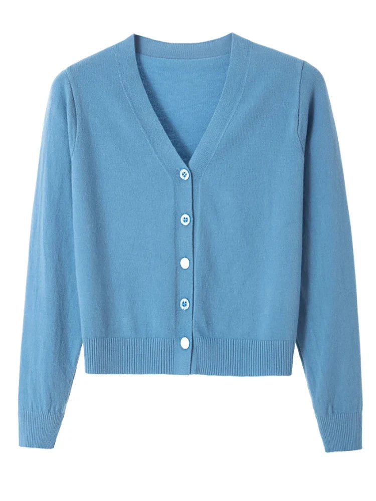 Women's knitted cardigan with V-neck and button closure