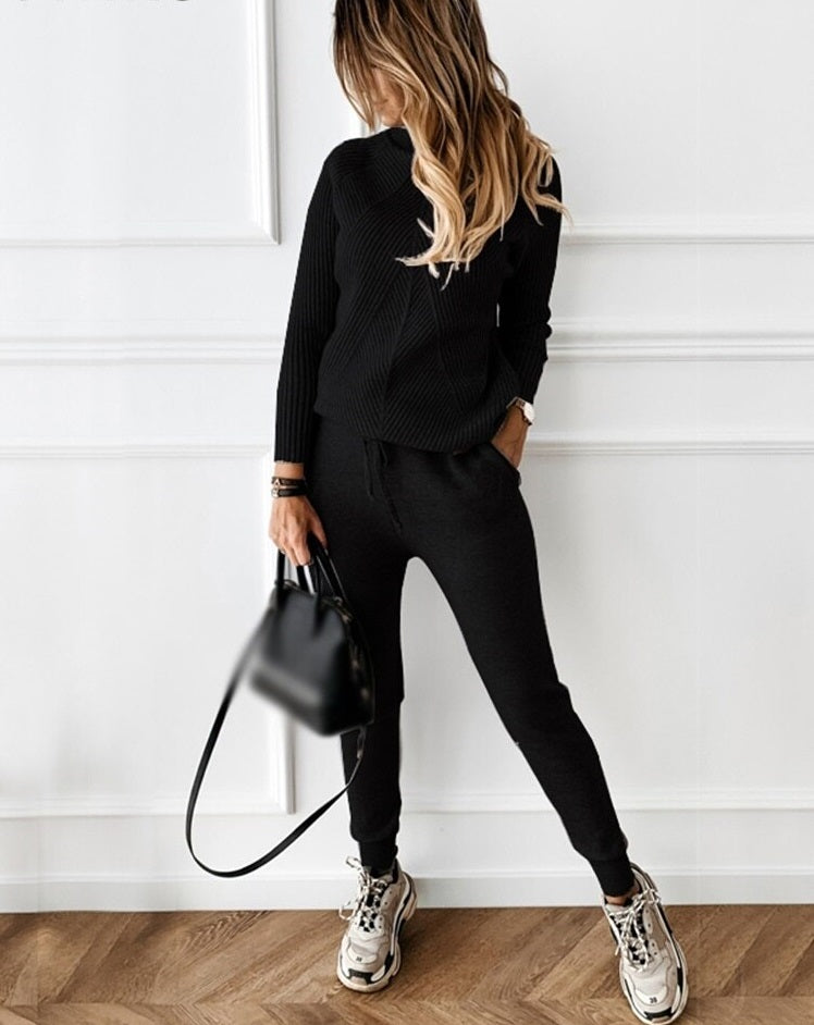 Trendy and Warm Jogging Suit
